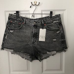 NWT ZARA JEAN SHORTS SIZE 12/14